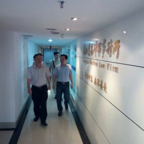 南宁市委统战部领导给道森品牌建设传经送宝